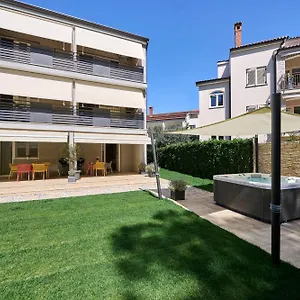 Martello Forest View Apartment